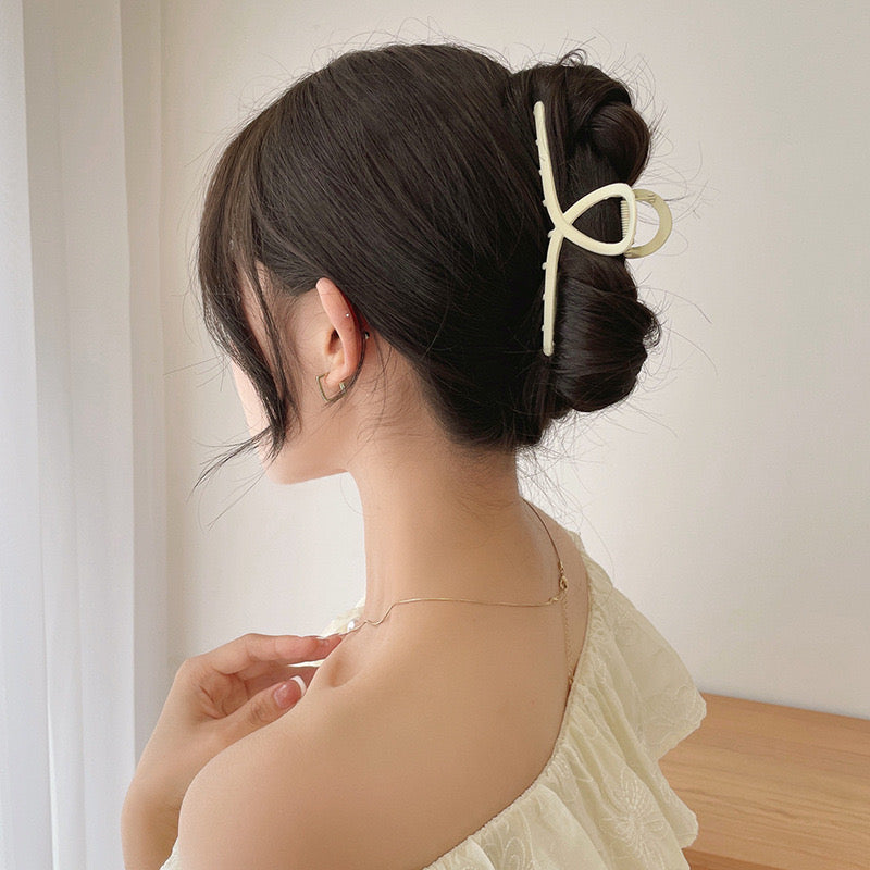 CreamyLuxe Hair Clip