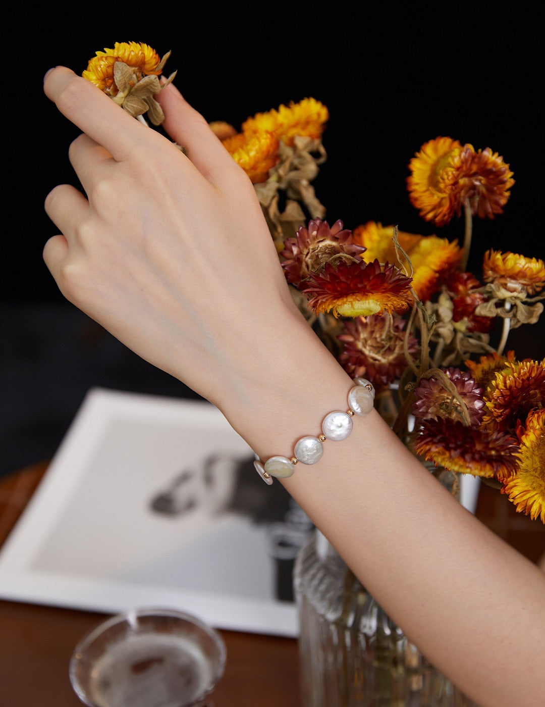 Pearl Bracelet: Elegance Redefined