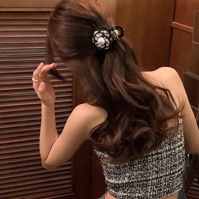 Vintage Floral Hair Clip