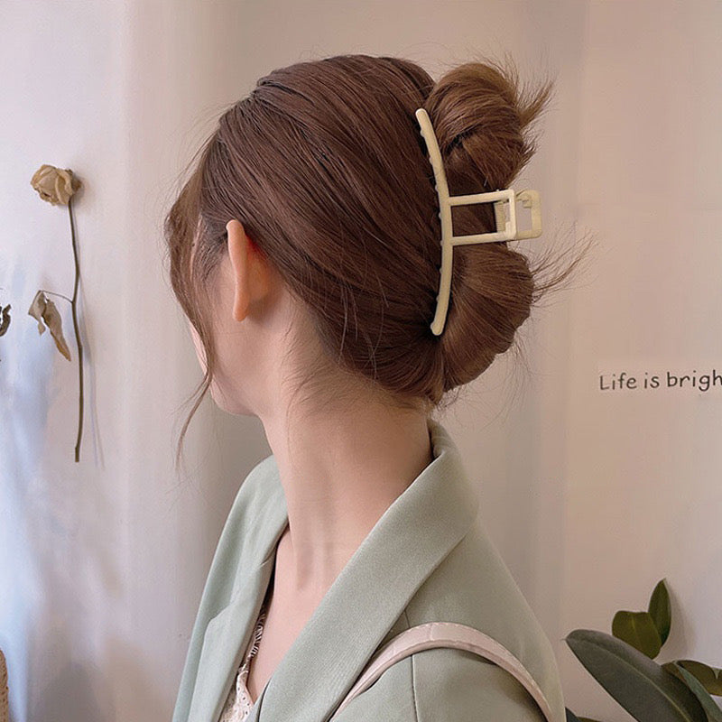 Vintage Gold Hair Clip